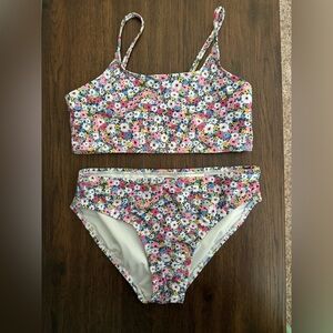 Gap Kids 3 piece swim set (two piece swimsuit with long sleeve rash guard top)